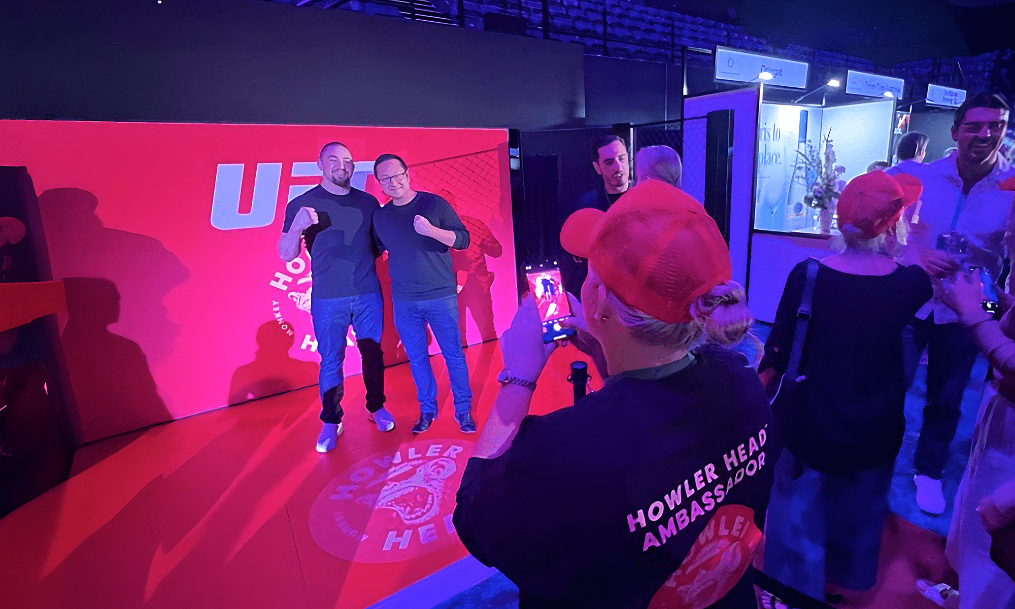 HOWLER HEAD OCTAGON AT IBA TRADE FESTIVAL 1 project image Howlerhead UFC Octagon 06